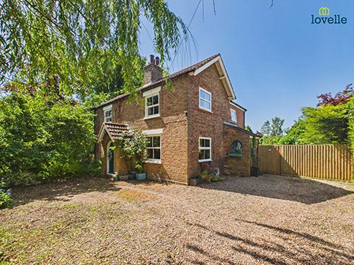 3 Bedroom Detached House For Sale In Church Lane, Benniworth, LN8