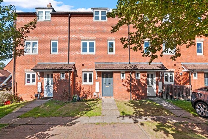 4 Bedroom Terraced House For Sale In Congreve Way, Trinity Mead, Stratford-Upon-Avon, CV37