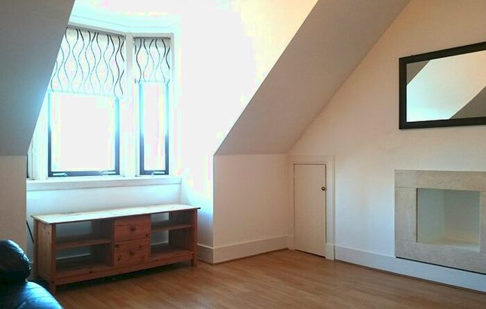2 Bedroom Flat To Rent In Crown Street, Aberdeen, AB11