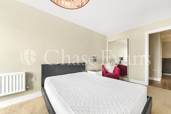 1 Bedroom Flat To Rent In St. Ives Place, Poplar, London, E14