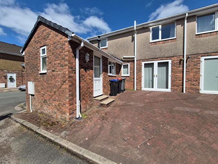 3 Bedroom House To Rent In Princes Street, Cleator, CA23