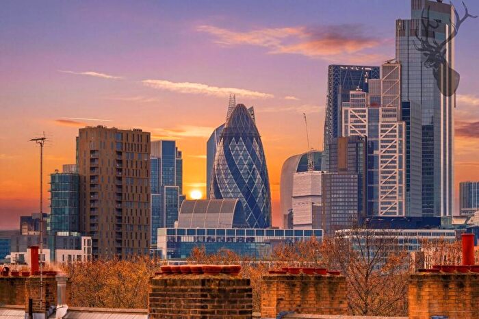 3 Bedroom Apartment For Sale In Hackney Road, London, E2