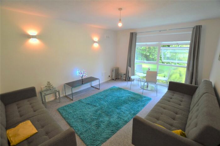 1 Bedroom Flat To Rent In Headley Court, Lawrie Park Road, London, SE26