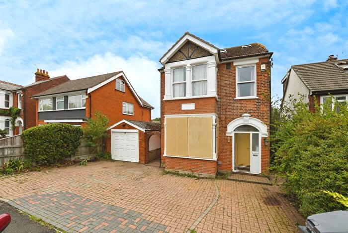 5 Bedroom Detached House For Sale In King Georges Road, Pilgrims Hatch, Brentwood, Essex, CM15