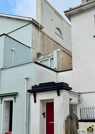 1 Bedroom Flat To Rent In Parkhill Road, Torquay, Devon, TQ1