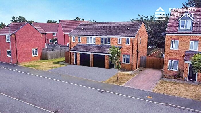 3 Bedroom Semi Detached House For Sale In Buttercream Drive, Peterborough, Cambridgeshire, PE2