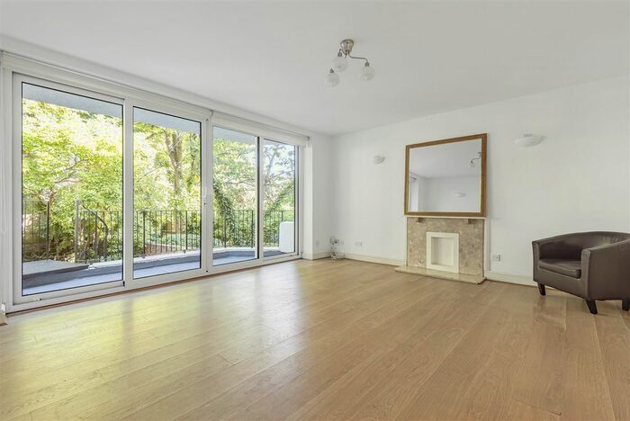 2 Bedroom Flat For Sale In Upper Park Road, Belsize Park, NW3