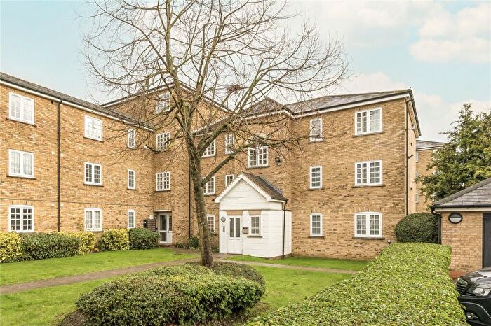 1 Bedroom Flat To Rent In Edith Cavell Way, London, SE18