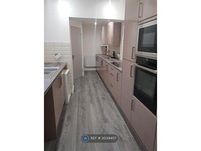 3 Bedroom Terraced House To Rent In Clayton Street, Manchester, M11