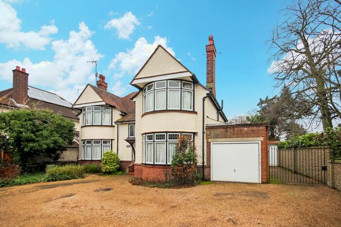 4 Bedroom Detached House To Rent In Moulsham Street, Chelmsford CM2
