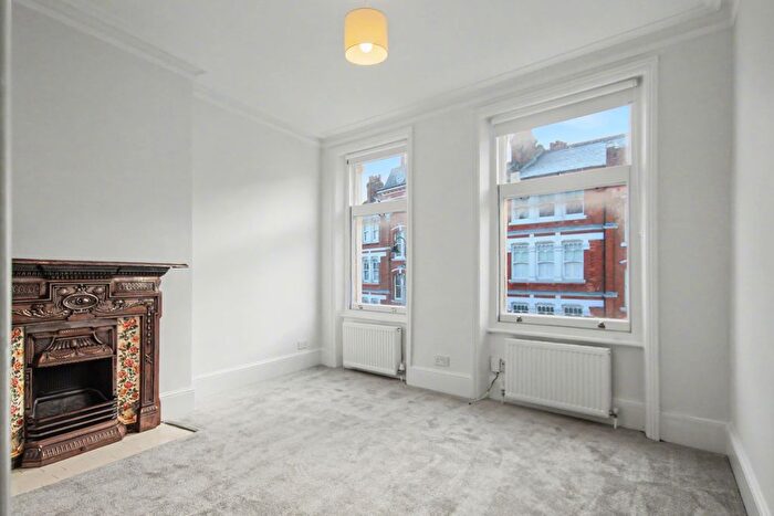 2 Bedroom Flat To Rent In Muswell Hill Broadway, Muswell Hill, (), N10
