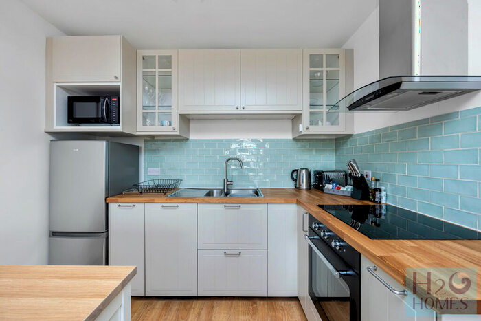 1 Bedroom Apartment To Rent In Mariners Quay, BN2
