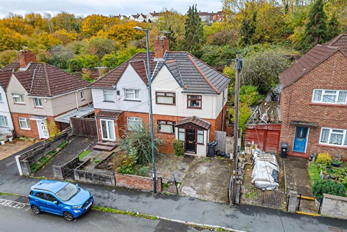 3 Bedroom Semi-Detached House For Sale In Glyn Vale, Knowle, Bristol, BS3