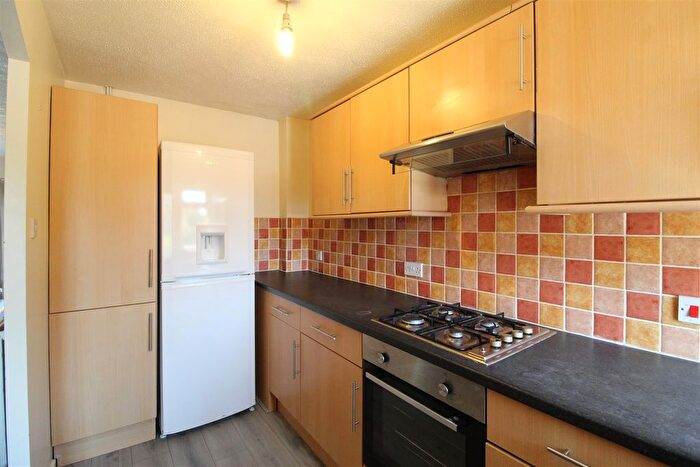 2 Bedroom Property To Rent In Riversdale, Llandaff, Cardiff, CF5