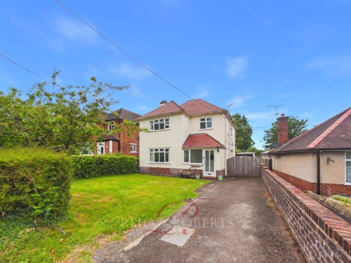 3 Bedroom Detached House For Sale In Clayton Road, Mold, CH7