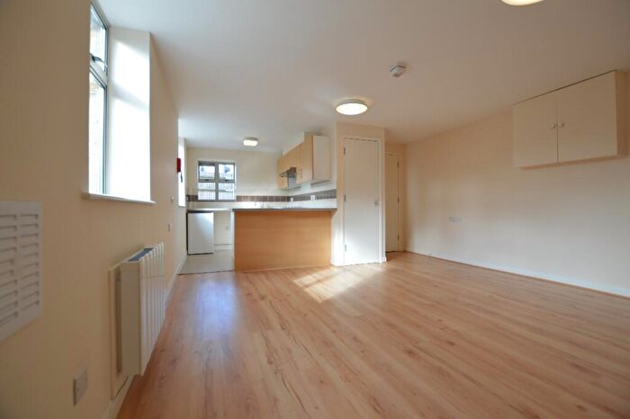Flat To Rent In Bell Green London, SE26