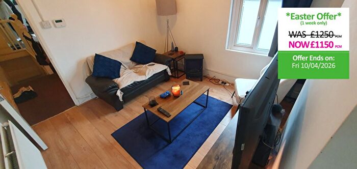 2 Bedroom Flat To Rent In Flat, Donald Street, CF24