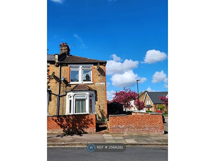 2 Bedroom End Of Terrace House To Rent In Congress Road, Abbey Wood, SE2