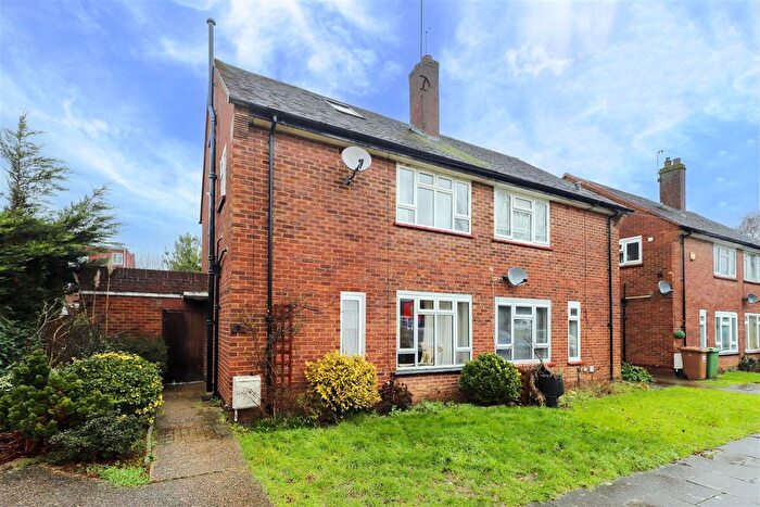 3 Bedroom Property For Sale In Austins Lane, Ickenham, UB10