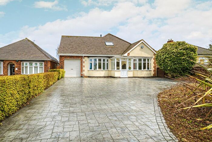 5 Bedroom Detached House For Sale In Beamhill Road, Stretton, Burton-On-Trent, DE13