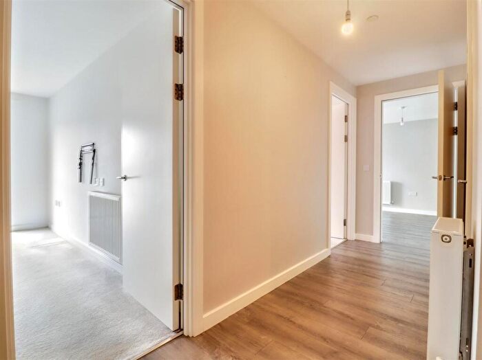 2 Bedroom Apartment To Rent In Canary Quay, Norwich, NR1