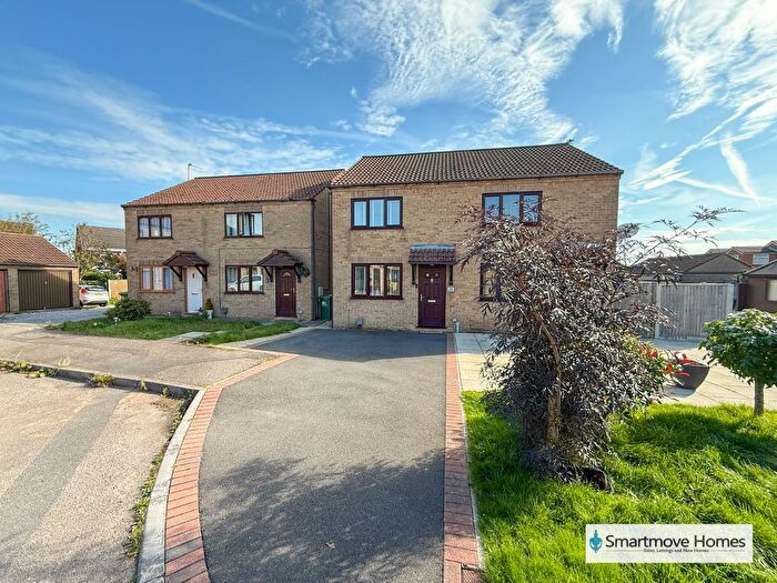 2 Bedroom Semi-Detached House For Sale In Queens View Drive, Waingroves, DE5