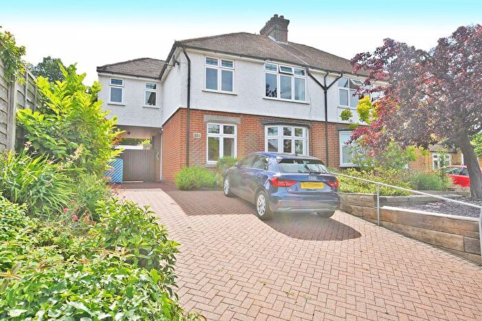 4 Bedroom Semi-Detached House For Sale In Penenden Heath Road, Maidstone, ME14