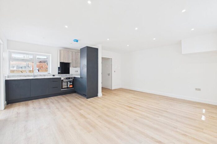 1 Bedroom Flat To Rent In Vicarage Road, Blackwater, Camberley, Hampshire, GU17
