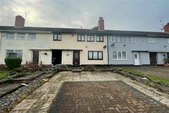 3 Bedroom Terraced House To Rent In Hernehurst, Quinton B32