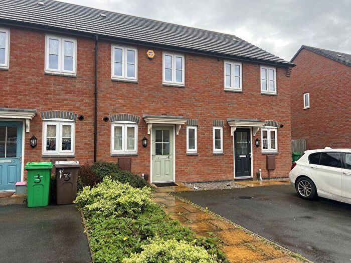 2 Bedroom Town House To Rent In Sturmer Way, Nottingham, NG8