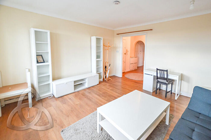 1 Bedroom Apartment To Rent In College Court, Finchley Road, NW3