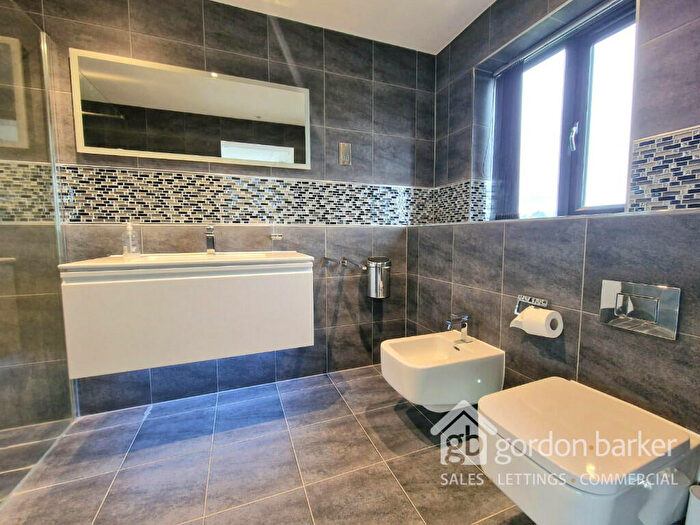 4 Bedroom Detached House For Sale In Glebe Road, BH16