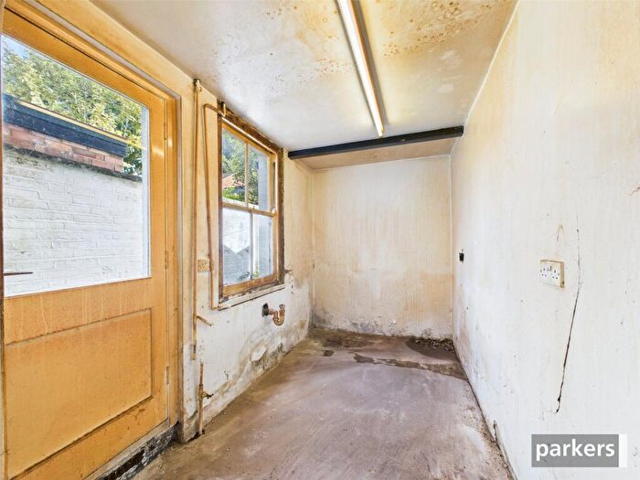 2 Bedroom Terraced House For Sale In Princes Street, Reading, Berkshire, RG1