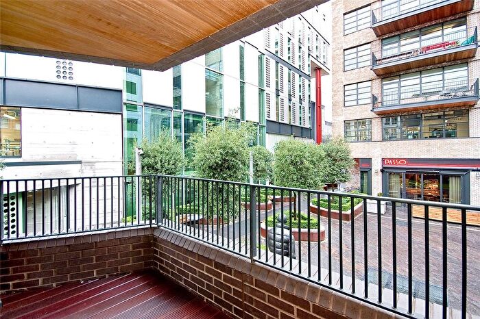 2 Bedroom Flat To Rent In Mallow Street, EC1Y