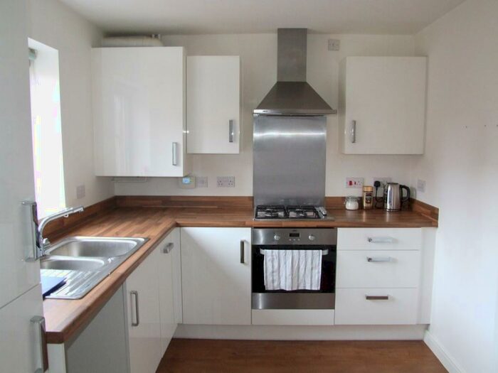 3 Bedroom Semi-Detached House To Rent In Maple Brook Mews, Billericay, CM12