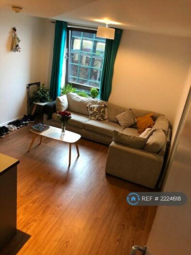 2 Bedroom Flat To Rent In King Charles Street, Leeds, LS1