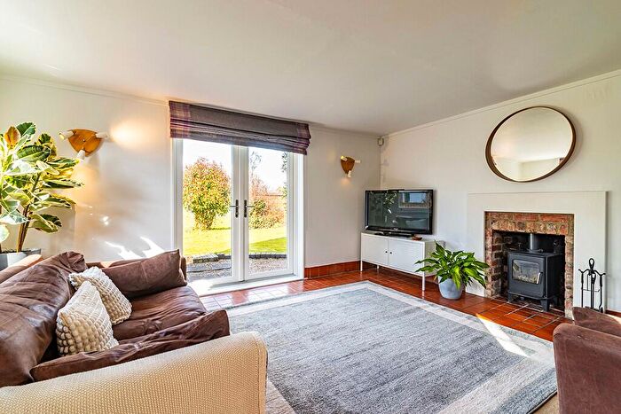 4 Bedroom Detached House For Sale In The Old School, Main Street, Hoveringham, Nottinghamshire, NG14