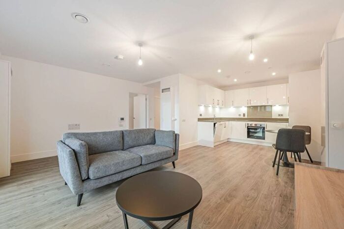 1 Bedroom Flat To Rent In Nautilus Apartments, Canning Town, London, E16