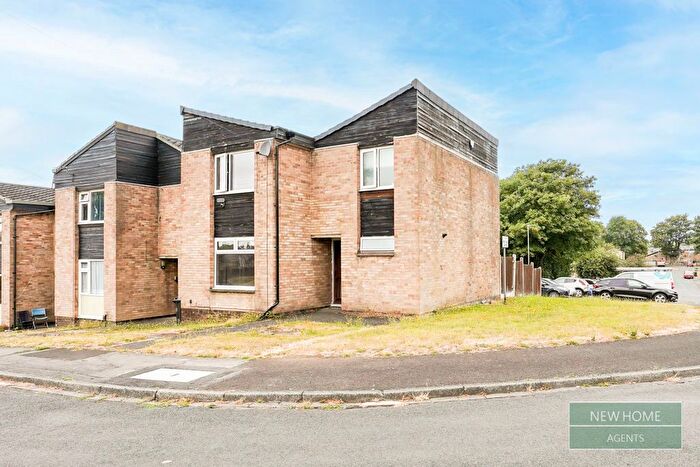 3 Bedroom End Terrace House For Sale In Ings Road, Liversedge, WF15