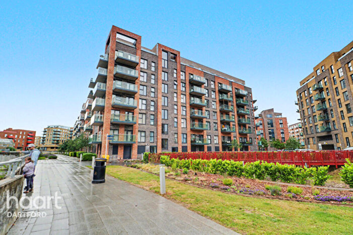 2 Bedroom Apartment For Sale In James Smith Court, Dartford, DA1