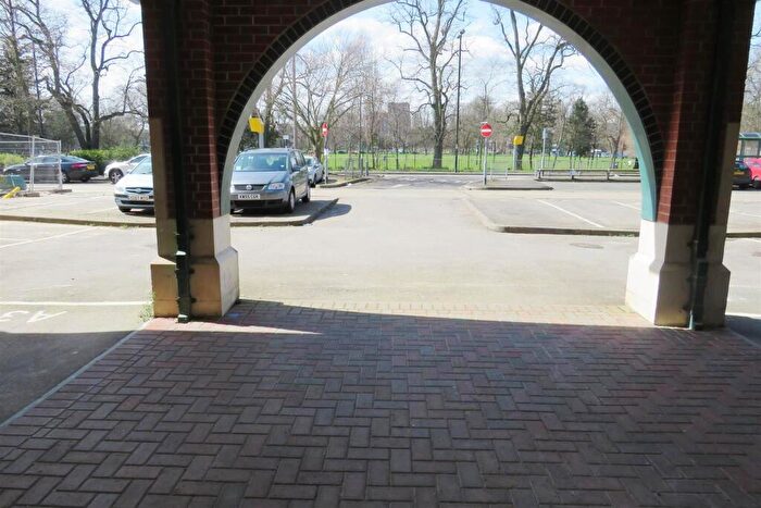 1 Bedroom Flat To Rent In St Mary's Place, Southampton, SO14