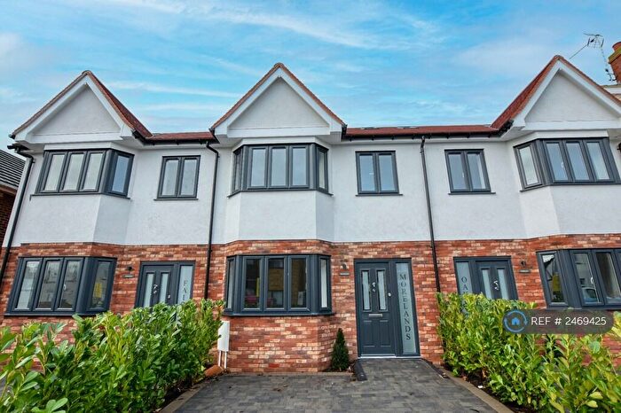 4 Bedroom Terraced House To Rent In Richmond Avenue, Shoeburyness, Southend-On-Sea, SS3