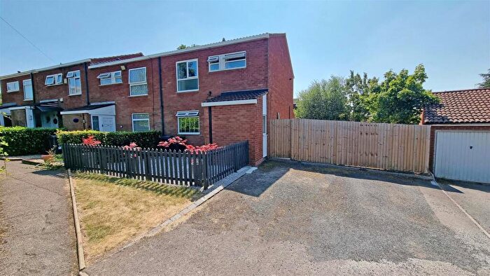 2 Bedroom End Of Terrace House For Sale In Beckfield Close, Kings Norton, B14