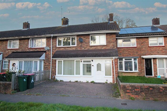 3 Bedroom Terraced House To Rent In Findon Road, Crawley, RH11