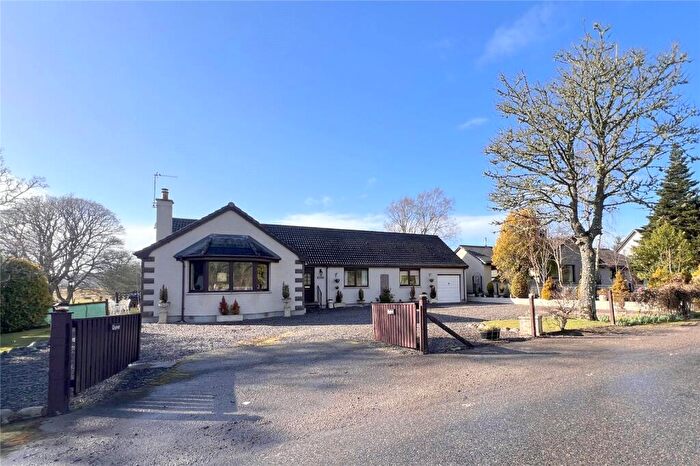 4 Bedroom Bungalow For Sale In Weeford, Broomhill, Farr, IV2