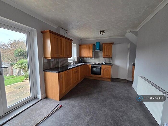 2 Bedroom Semi-Detached House To Rent In Windward Road, Rochester, ME1