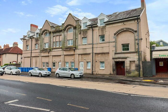 2 Bedroom Flat To Rent In Admiralty Road, Rosyth, Dunfermline, Fife, KY11