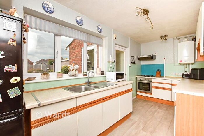 3 Bedroom End Of Terrace House For Sale In Chaucer Road, Elvington, Dover, Kent, CT15
