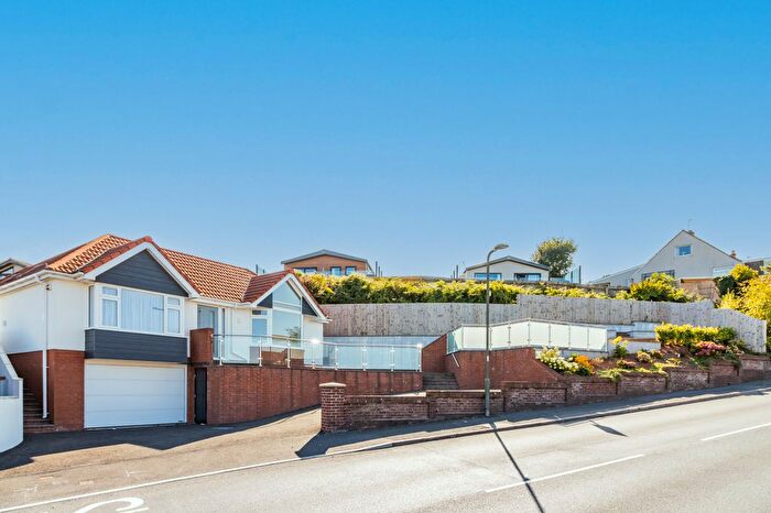 2 Bedroom Detached Bungalow To Rent In Goodrington Road, Paignton, TQ4