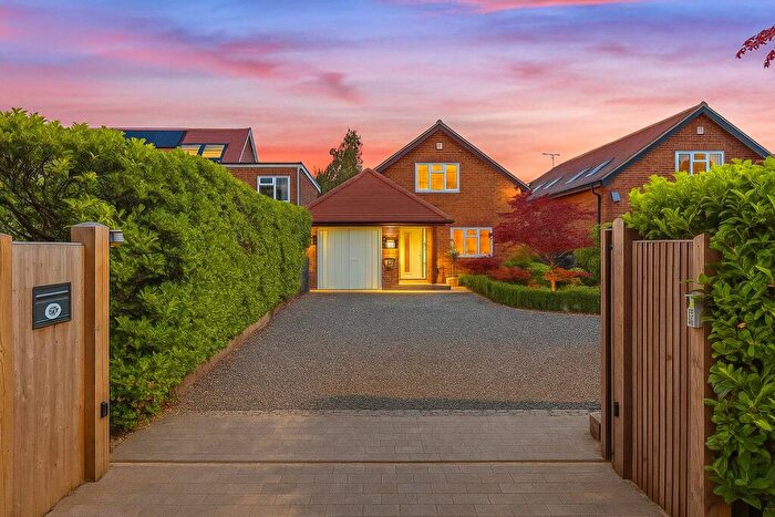 5 Bedroom Detached House For Sale In Arbor Lane, Winnersh, Wokingham, Berkshire, RG41